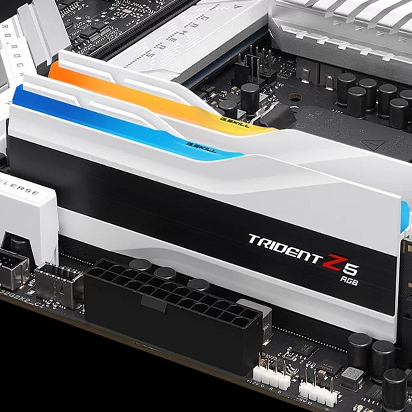 G Skill Trident Z5 RGB DDR5 32GB (2x16GB) Intel XMP Memory Kit (RAM), 7200MTs, CL34-45-45-115 1.40V, White | F5-7200J3445G16GX2-TZ5RW