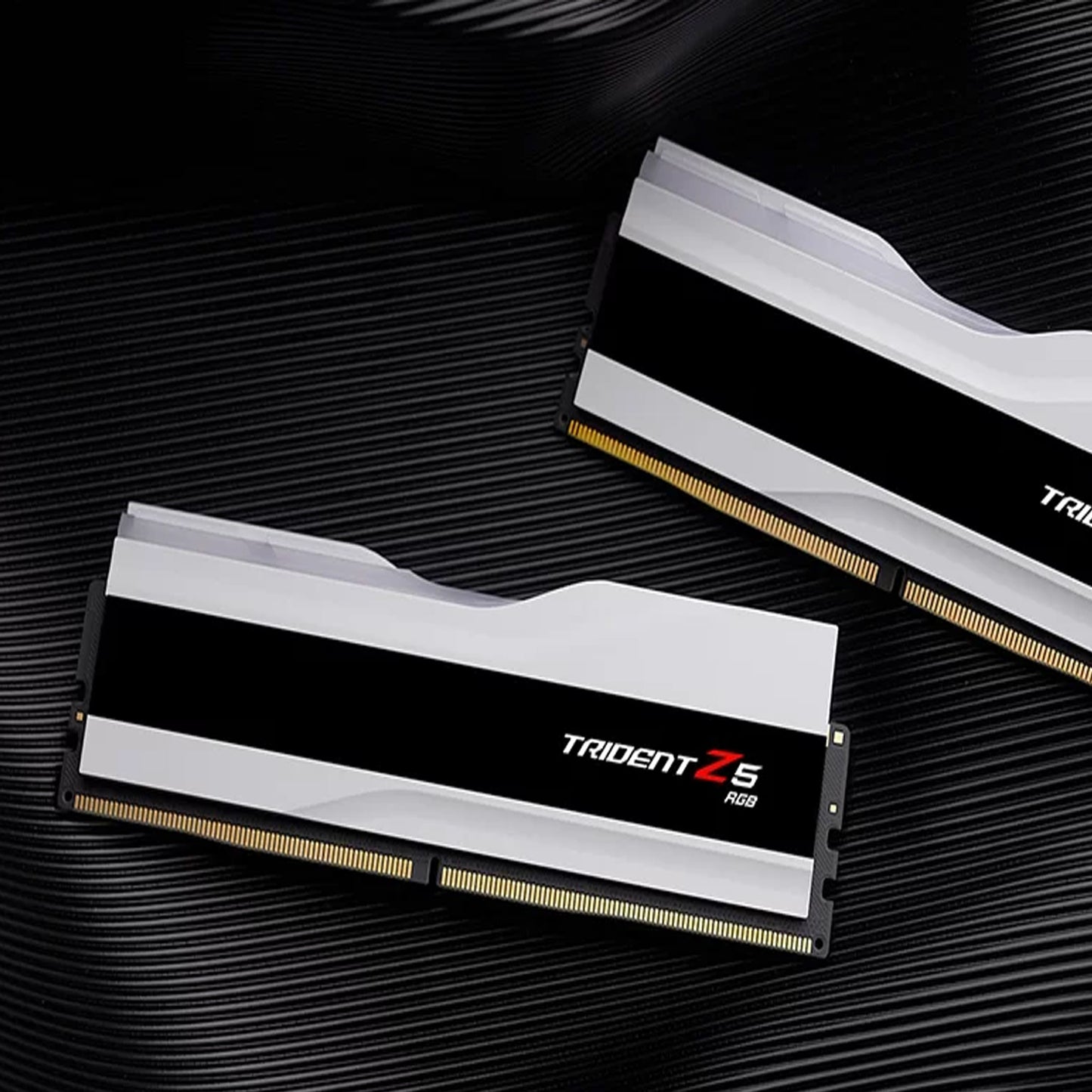 G Skill Trident Z5 RGB DDR5 32GB (2x16GB) Intel XMP Memory Kit (RAM), 7200MTs, CL34-45-45-115 1.40V, White | F5-7200J3445G16GX2-TZ5RW