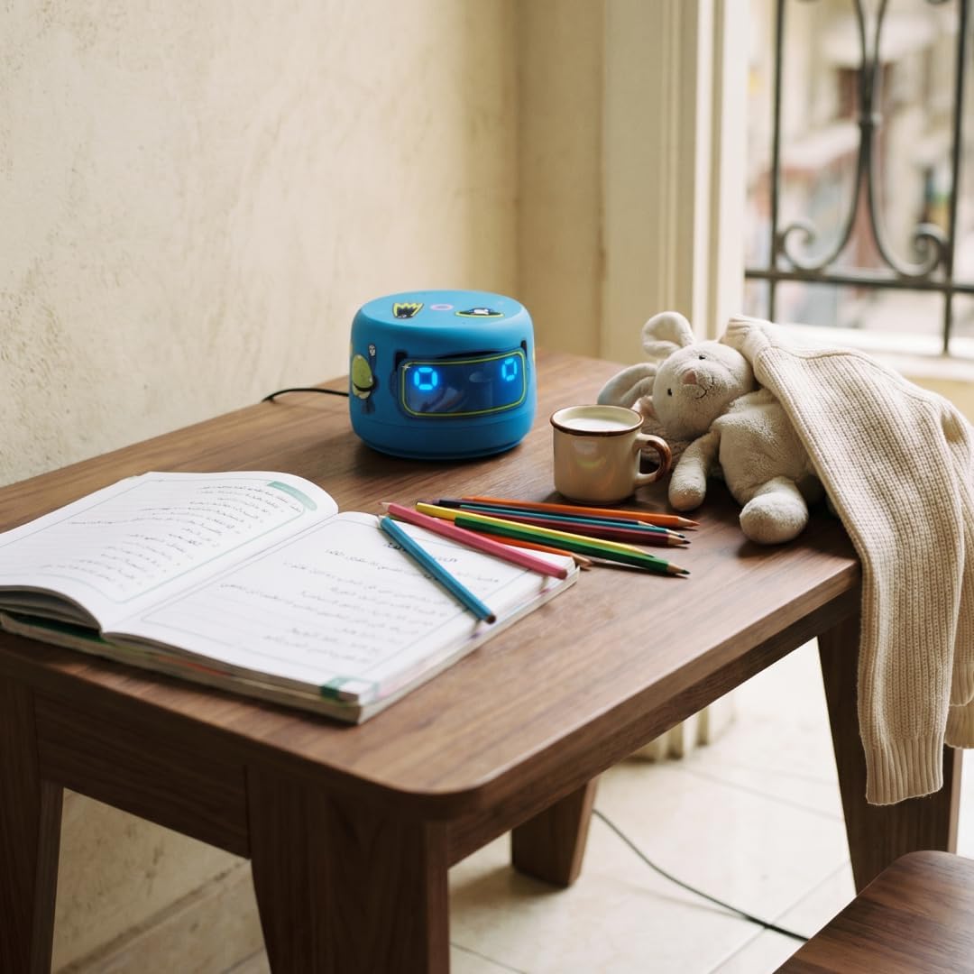 Yango Yasmina Lite AI Smart Speaker, Bilingual Arabic & English, Music, Stories, Quran, Screen-free Learning for Kids, Routine helper for Parents,blue