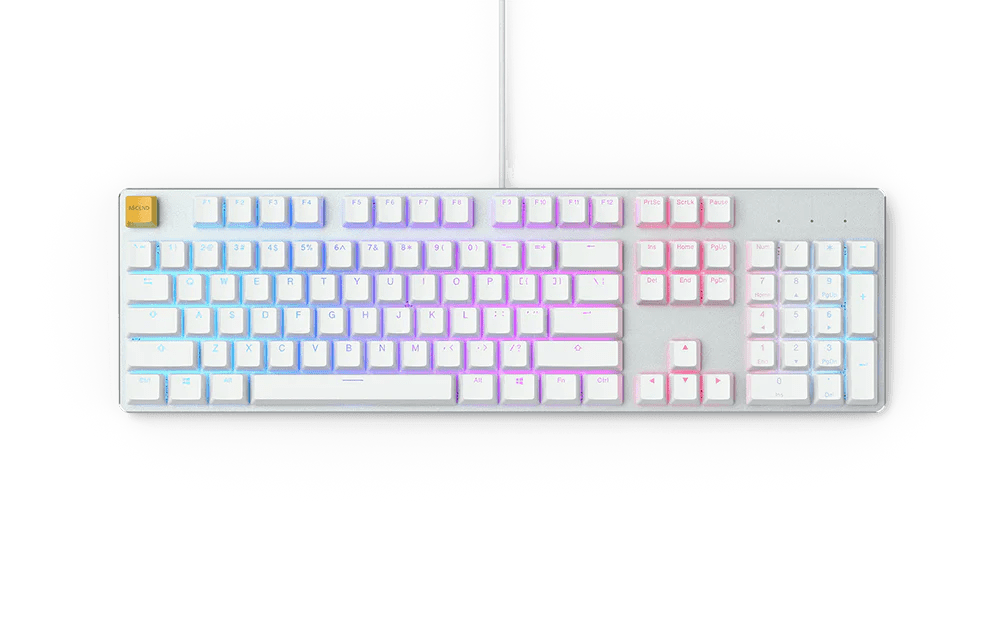 GMMK Full Size White Ice Edition - Gateron Brown, US Layout - Games Corner